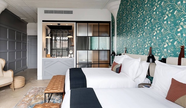 2 Pet-friendly Double Rooms at Arrive Memphis, Near Elvis Statue!