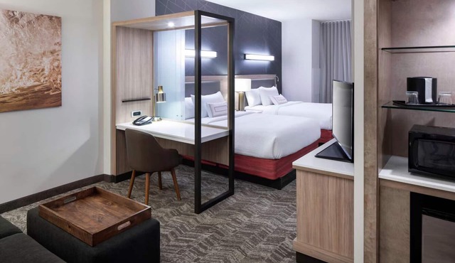 2 Pet-friendly Units, Outdoor Pool, Comes with Free Breakfast!