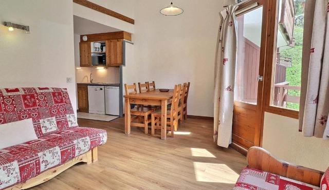 2 Pièces + Cabine, Skis aux Pieds, Proche Commerces - FR-1-182A-35