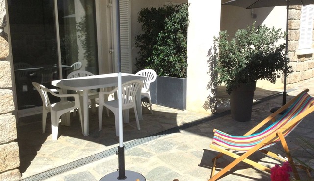 2 Pièces, Climatisé, à 150 m de la Plage, Tout Confort Pour 4 Personnes