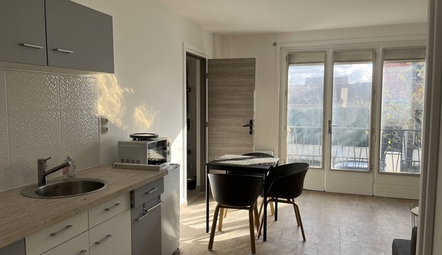 2 Pièces Tout Confort Proche Aéroport Charles de Gaulle Le Bourget Villepinte