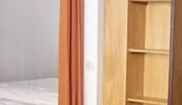 2 PIECES 4 PEOPLE FRONT DE NEIGE/SHOPPING MALL