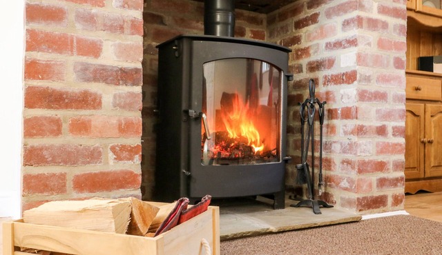 2 Pines Farm Cottages