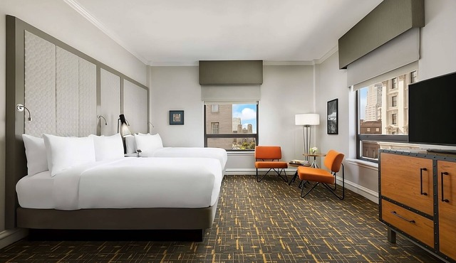 2 Premier Two Queens Rooms at Stanford Court Hotel