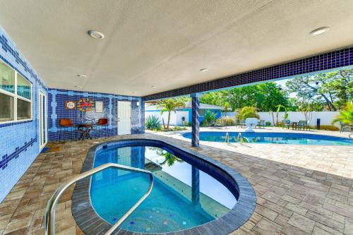 2 Private Pools! 2-Acre Retreat Near Dtwn Sarasota