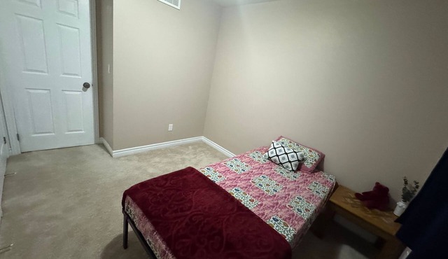 2 Private Rooms in Quiet & Clean Home | Sleeps 3