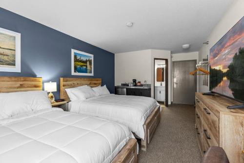 2 Queen bed room 5 minutes from Gull Lake