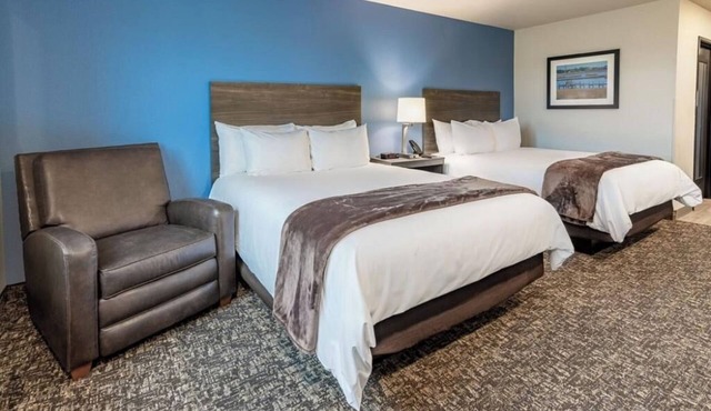 2 Queen Beds Room w/Kitchen Near Military Museum-6.4 miles | Free Parking