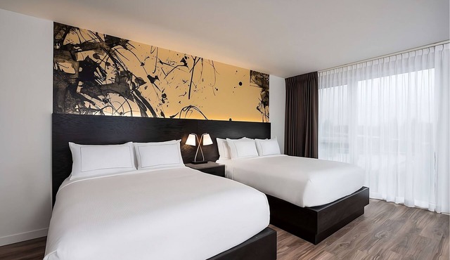 2 Relaxing Rooms that Elevate your Stay in Oregon’s Capital | Pets Allowed