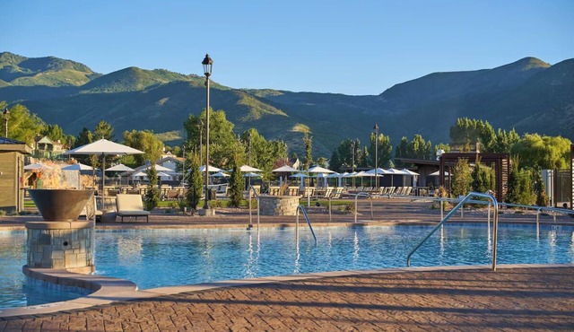 2 Relaxing Units w/Resort Access, Sports Facilities & Outdoor Adventure