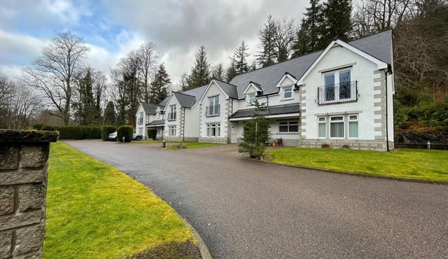 2 River Court, Invergarry