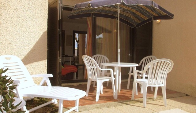 2-room apartment sleeps 4 PORT LEUCATE NATURISME