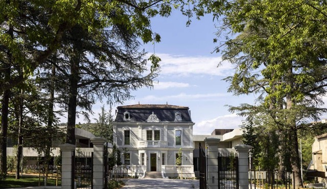 2 room apartment for 2 people next to swimming pool