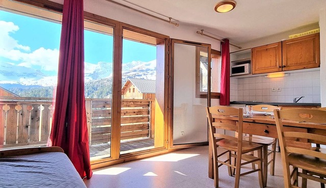 2-room apartment, 6 pers, South, near chairlift, Le Dévoluy