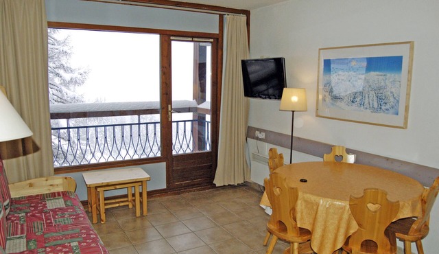 2 room apartment Arcs 1800 village of Villards. WiFi box in the apartment