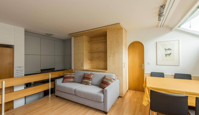 2 room apartment for 1 - 4 people with a view of the village of Savognin