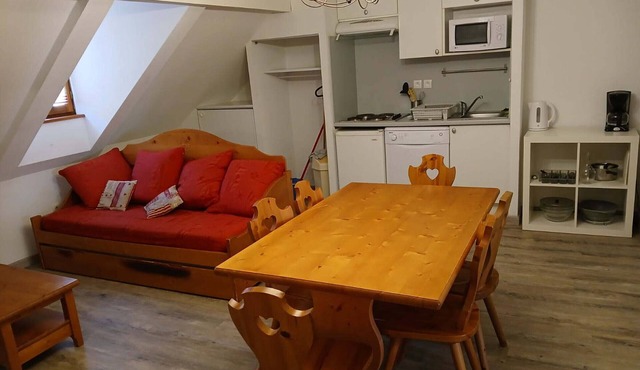 2-Room Apartment for 6 with Pool