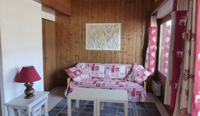 2-room apartment with mezzanine, 7 pax, near Megève, with parking