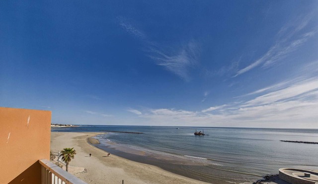 2-room apartment with terrace and private parking, Grau d'Agde