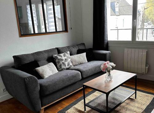 2-room apartment near Marais and CV