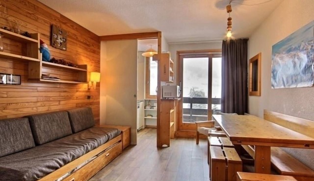 2-room apartment with balcony at the foot of the slopes, 4 people