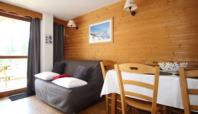 2-room apartment with terrace at slopes, Chamrousse