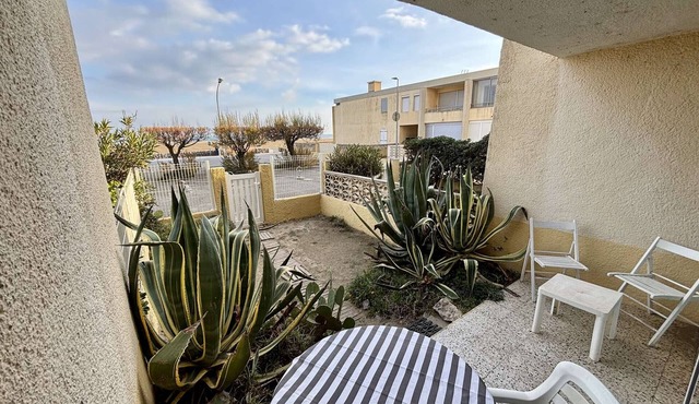 2-Room Apt 5 Sleeps with Terrace and Parking - Port-la-Nouvelle