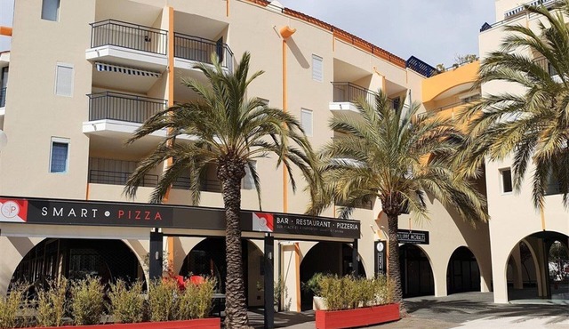 2-room Cabin Apartment for 6 near Beach - Parking, Air Conditioning