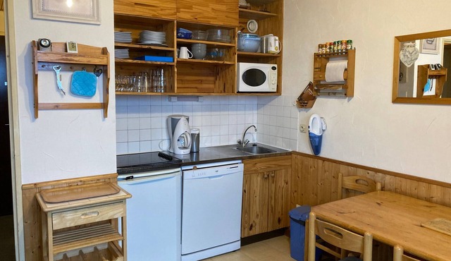 2-Room Cabin Apt, 200m from Slopes, 6 pers, Balcony