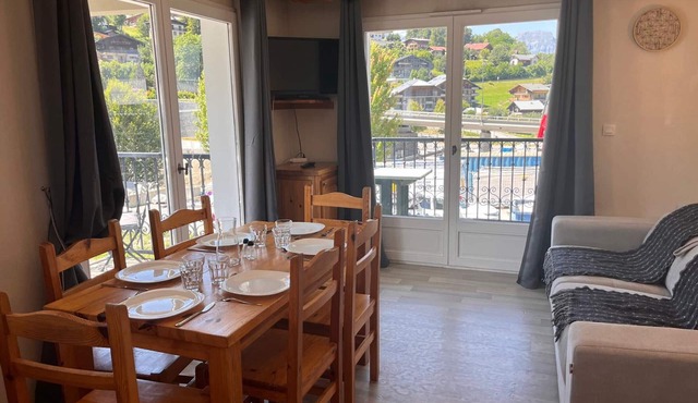 2-room cabin apartment, 6 people, at the foot of the cable cars