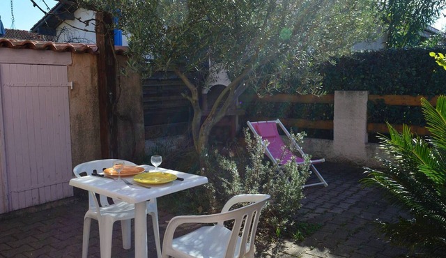 2-room house with mezzanine, pets allowed, air conditioning, near beach