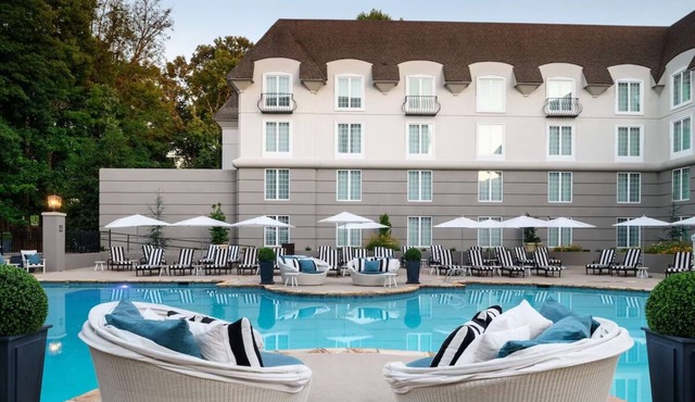 2 Room | Romantic Retreat: Discover Braselton’s Vineyards & Scenic Beauty