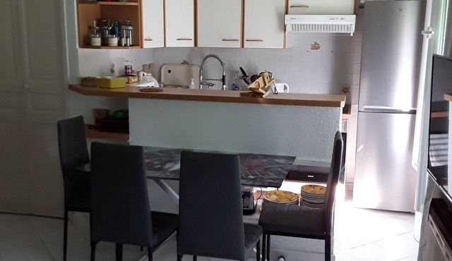 2 rooms in a house in Nice