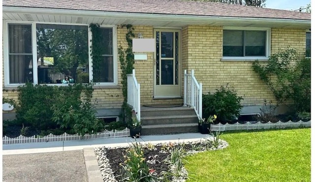 2 Rooms in London, ON