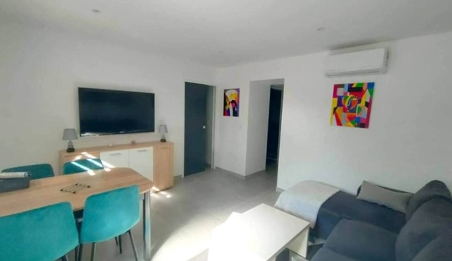 2 rooms on the ground floor with air conditioning