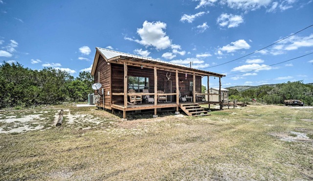 2 Rustic Cabins w/Porches on Remote Ranch!