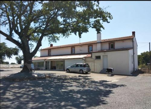 2 SDB - 2 Chambres - 1 lit d'appoint enfants