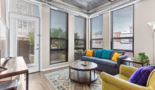 2 Separate 2BR Units Near Big House & Downtown