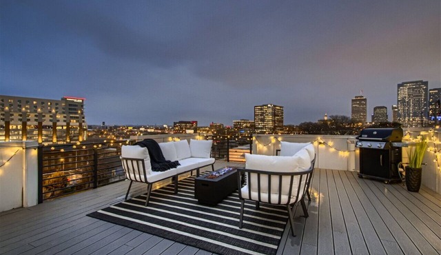 2 - Skyline VIEWS - The Music City Collection