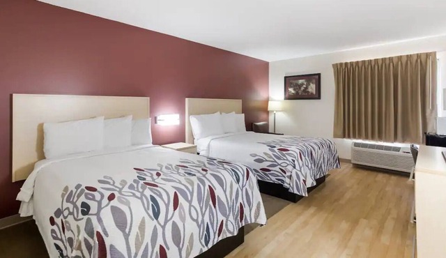 2 Spaces & Pet-friendly w/ Free Parking! Near London Wellness Park!