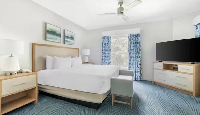 2 Spacious Home-Like Suites w/Cooking Facilities Ideal for Longer Families