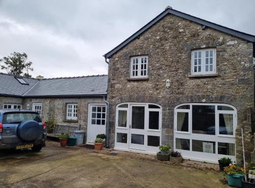 2 Stable Cottage, Llanbethery