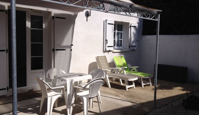 2-star house in a quiet, relaxing area