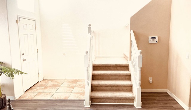 2 Story, 4 Bedroom, 2.5 Bathroom Home in Sahuarita.