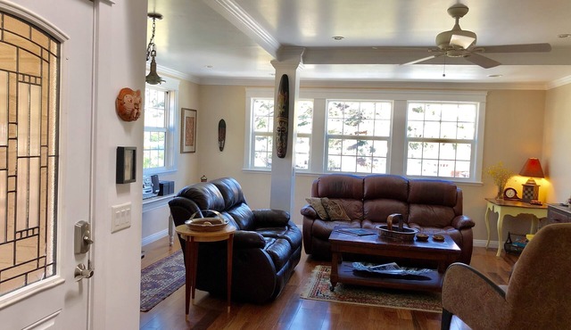2-story house, all the comforts of home, spectacular space and views!