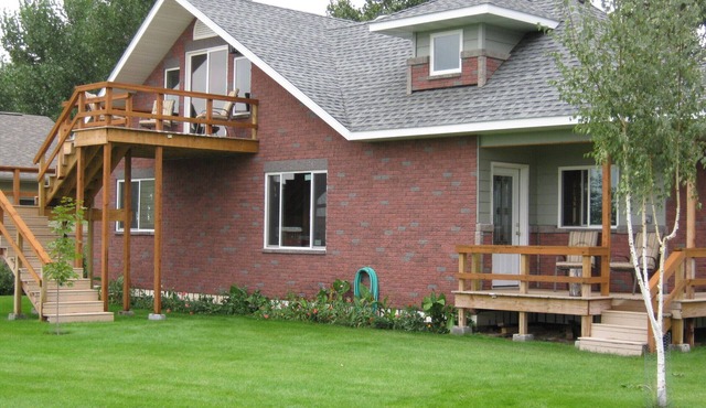 2 Story House-Missouri River