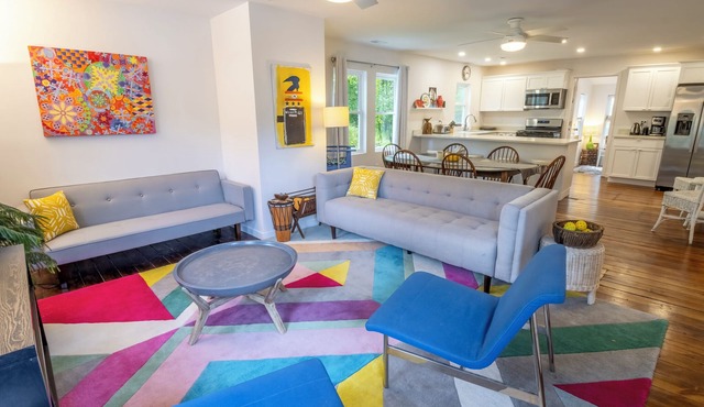 2 suites in one, pet-friendly, near Lake Michigan