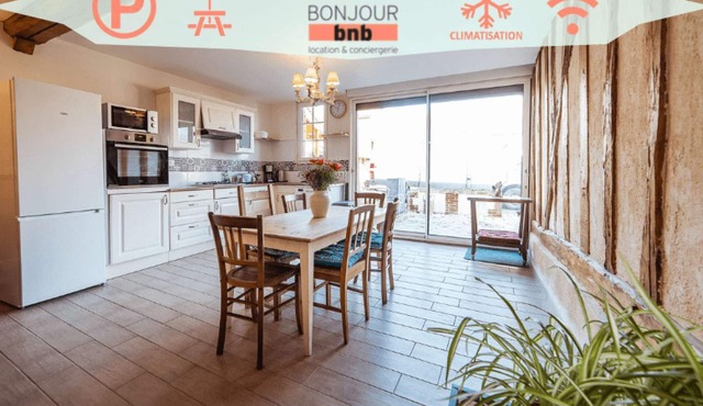 2 three-room apartments + large garden + parking