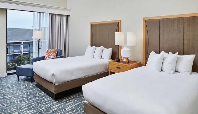 2 Units | Bay Getaway Near Marina | Pool, Pet Friendly, Parking