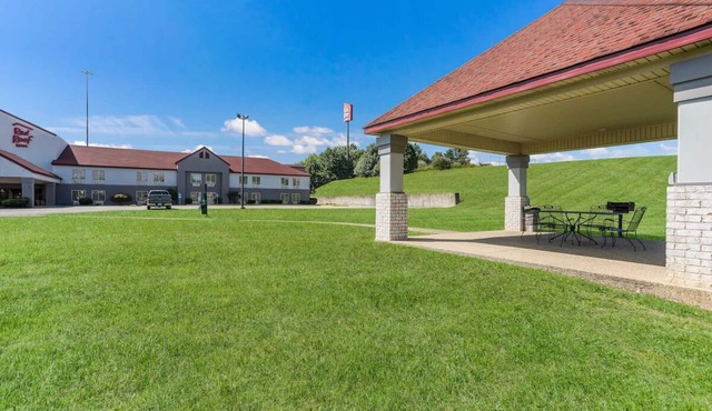 2 Units Close to Levi Jackson Wilderness Road State Park! with Free Parking!